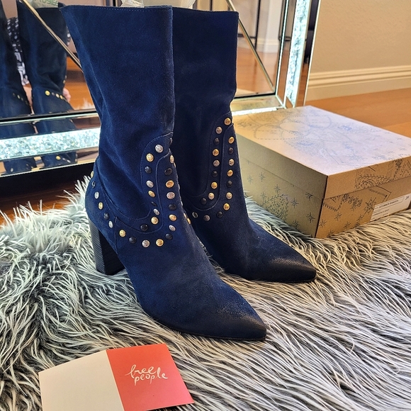 🍒NIB🍒 FREE PEOPLE WESTERN STUDDED SUEDE BOOTS - Picture 9 of 14